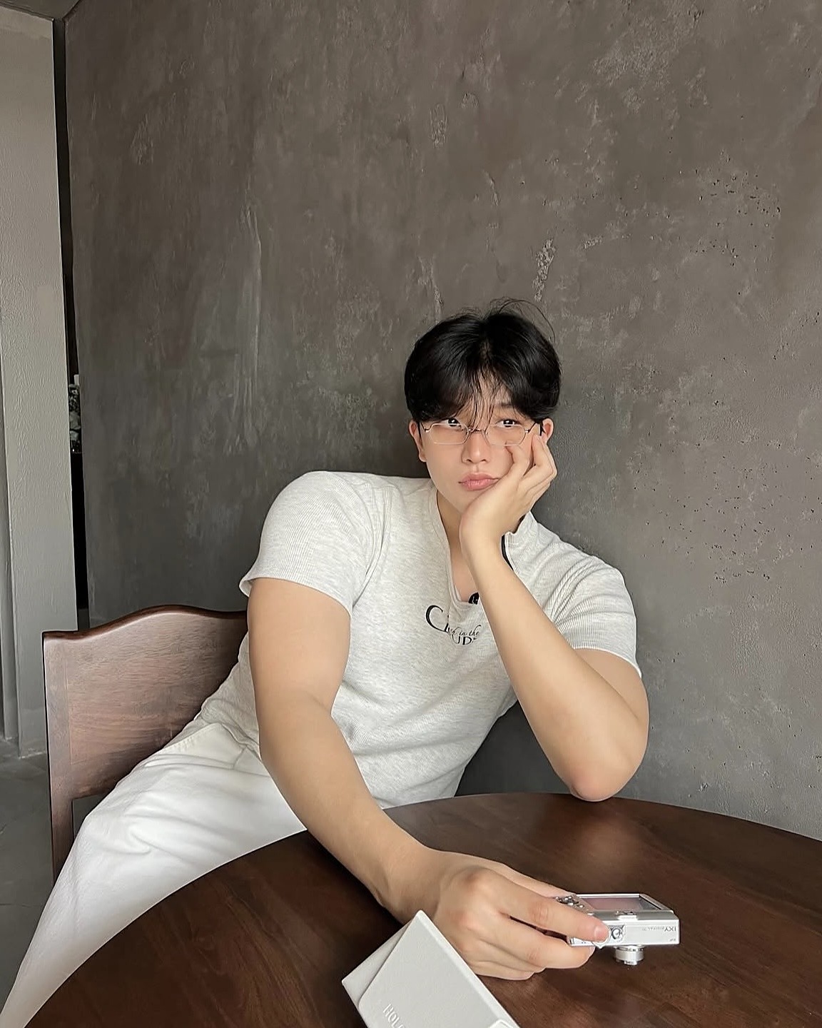 4개 제품으로 완성한 오늘의 데일리룩