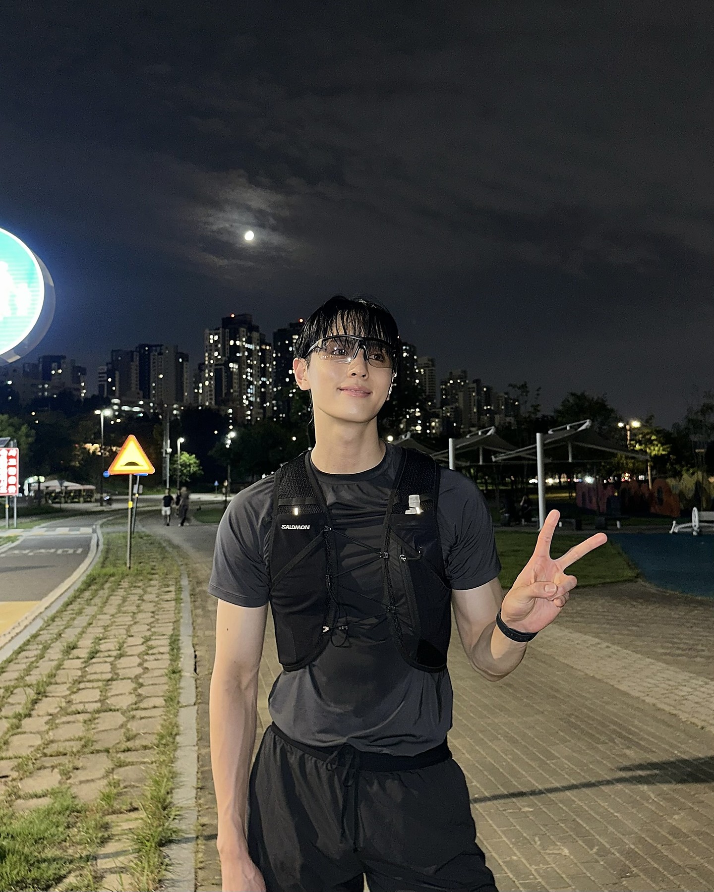 4개 제품으로 완성한 오늘의 데일리룩