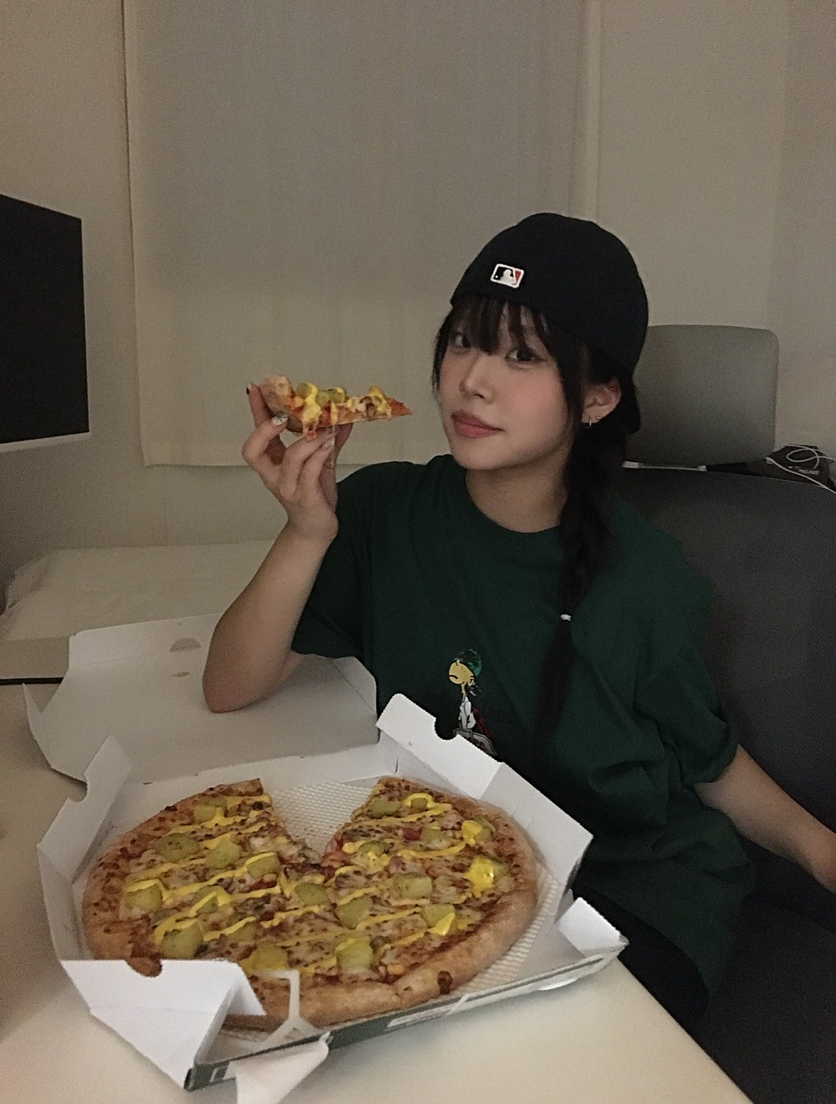 3개 제품으로 완성한 오늘의 데일리룩