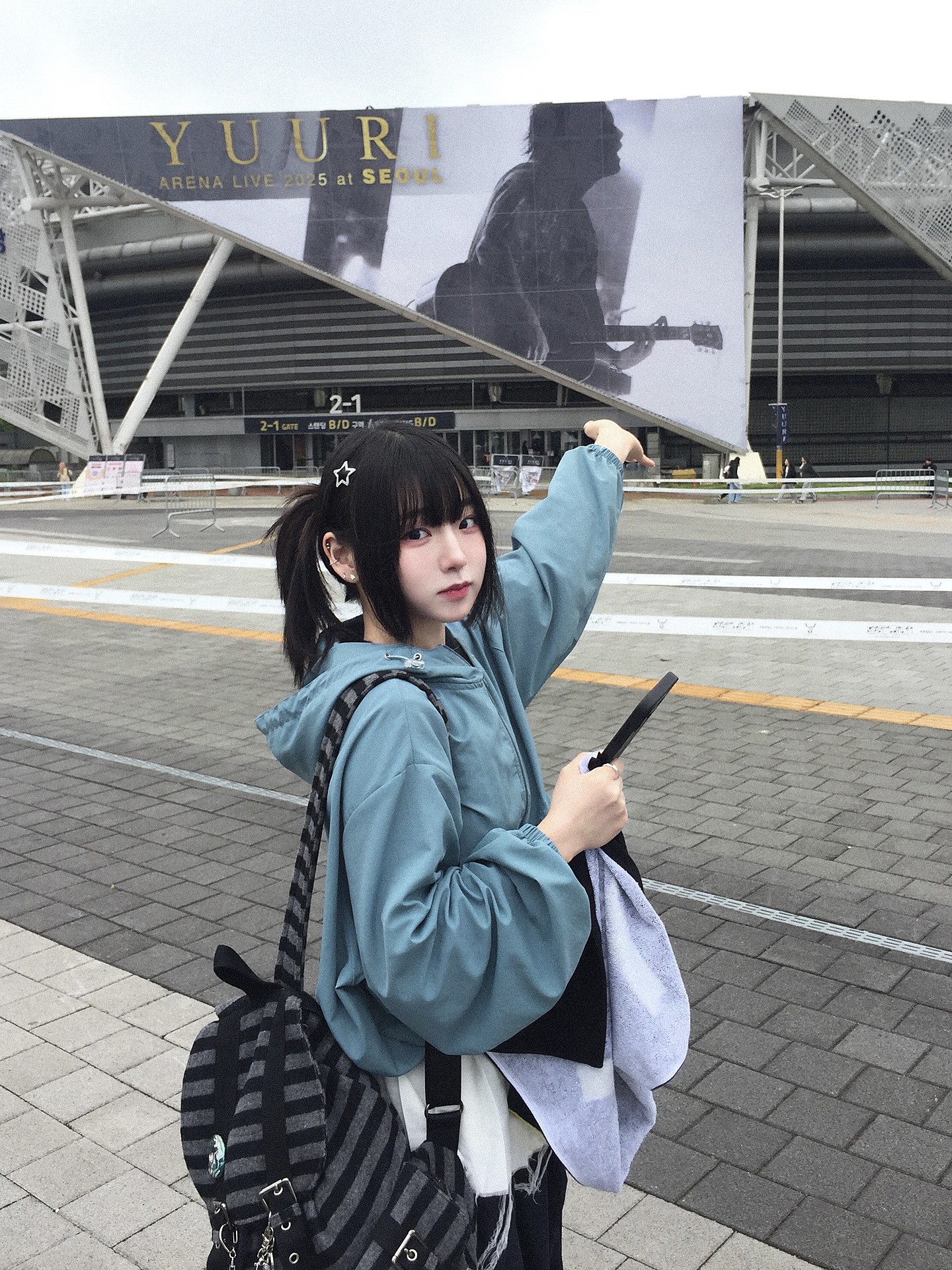 4개 제품으로 완성한 오늘의 데일리룩